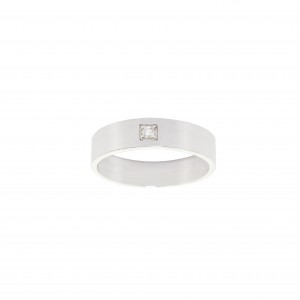 White Gold Ring and Diamonds