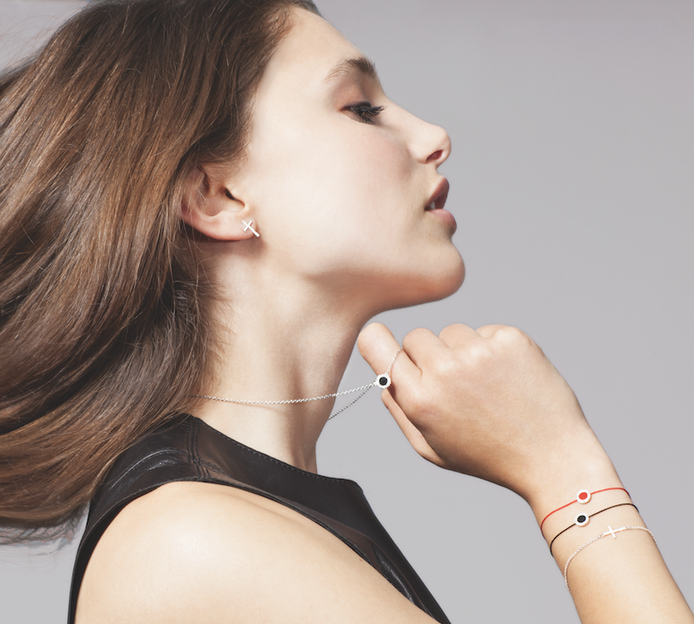 Bracelet Rétro Or Avec Croix Solitaire Et Cristaux - Modèle 4527, Occasion