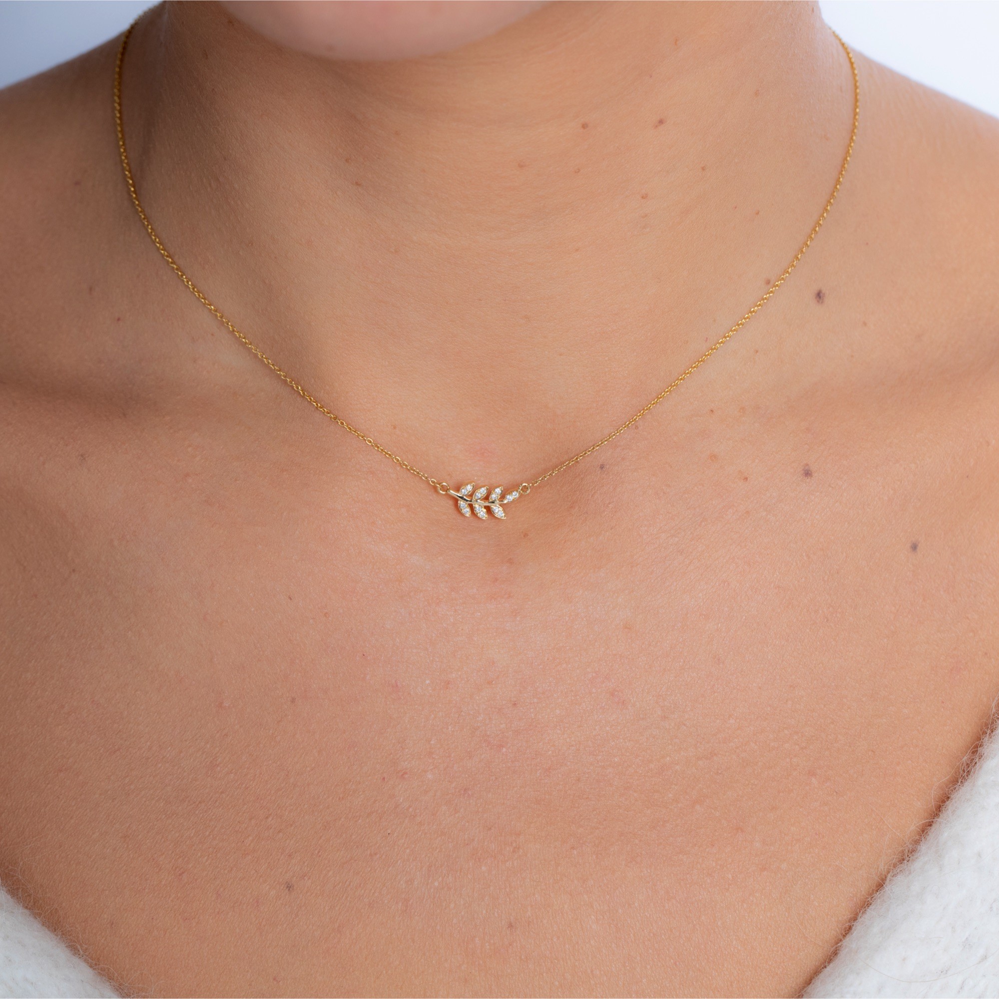 Collier pour chien en cuir véritable avec incrustation de perles