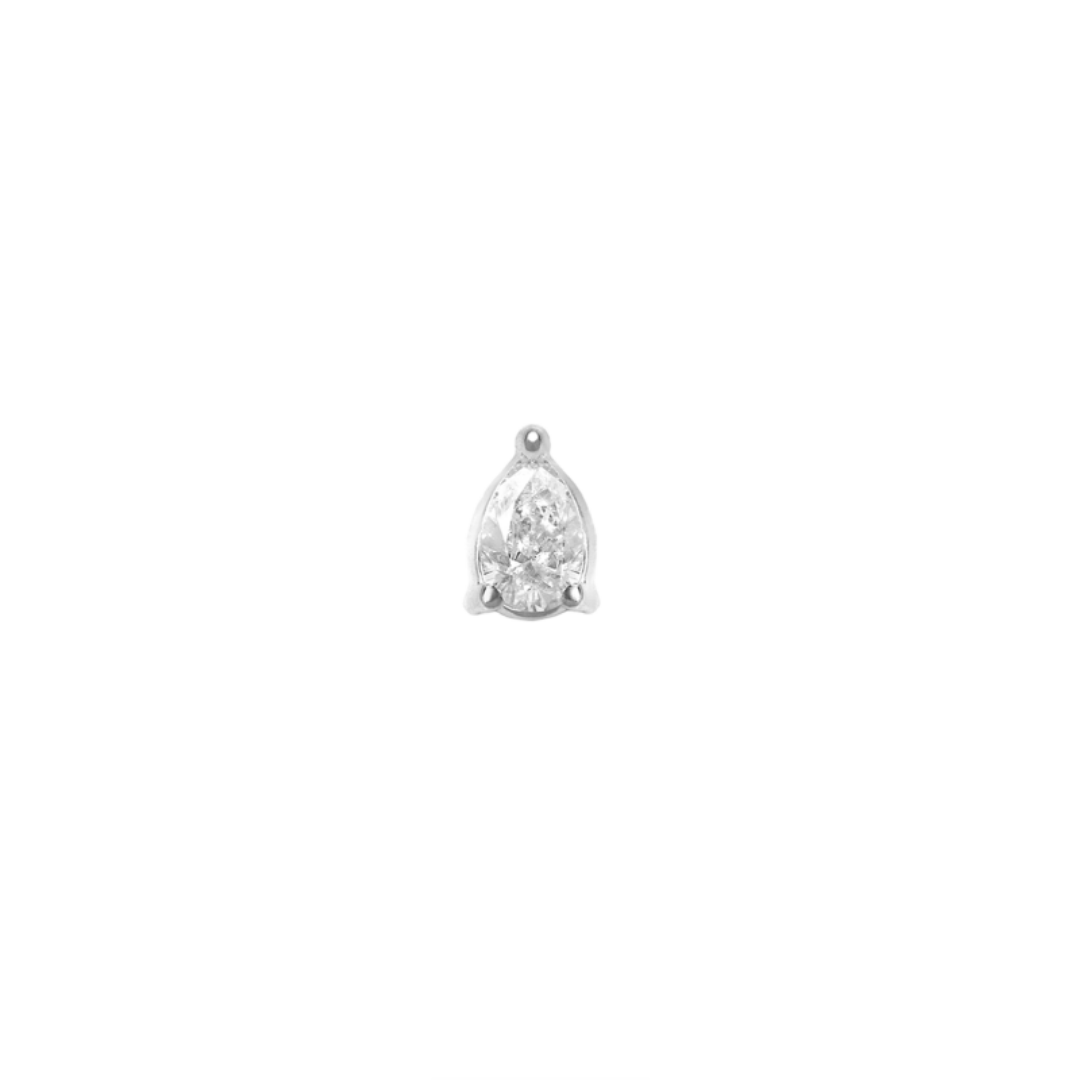 Mono boucle d'oreille diamant poire en or blanc fabriquée en France tendance rock pour femmes, se porte en piercing.