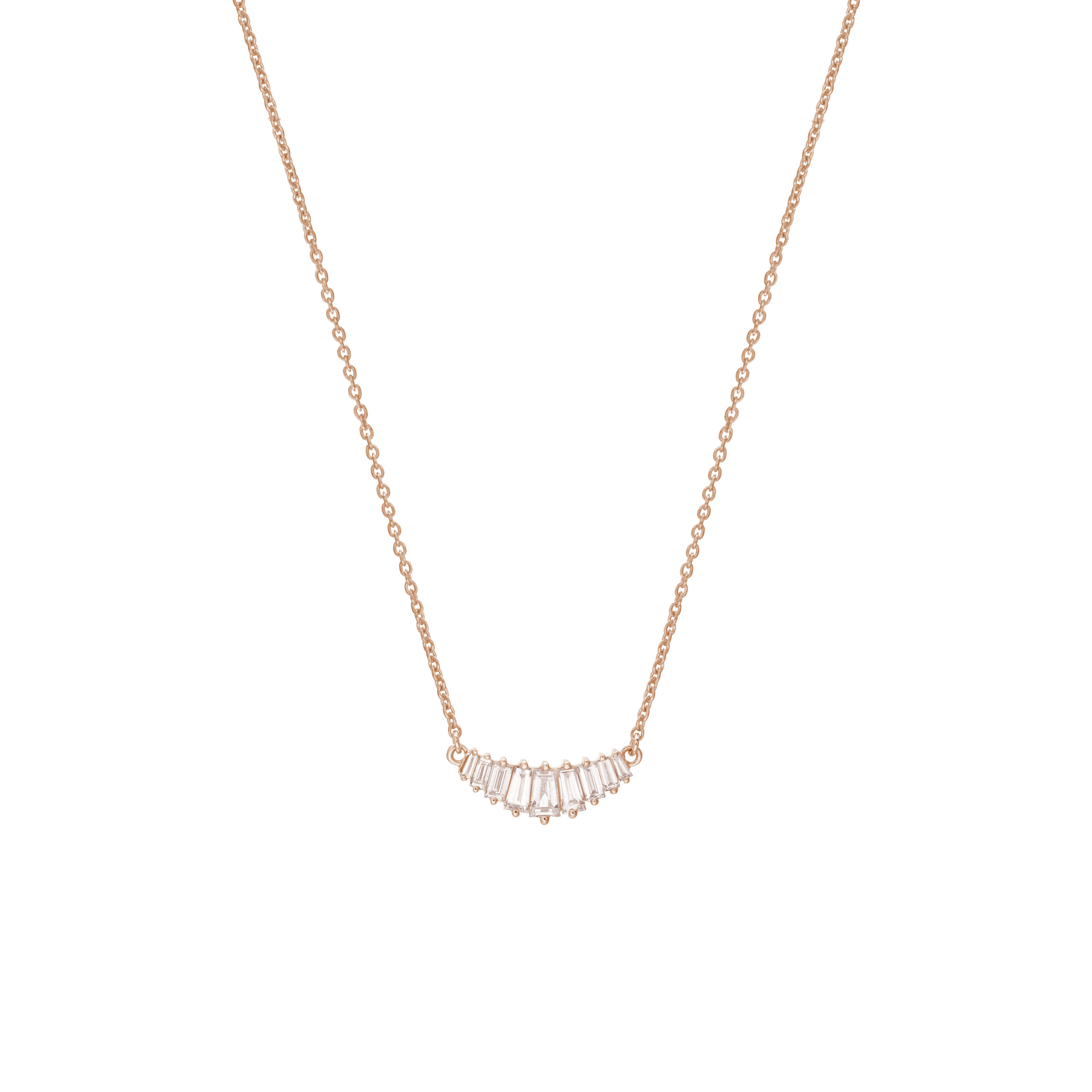 Collier art déco diamants baguettes en or rose, fabriqué en France. Pièce de joaillerie d'exception. Bijou original et très élégant pour femmes. Cadeau d'anniversaire, d'amitié et de mariage.